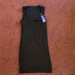 Black Sleeveless Dress